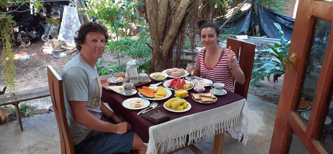 Bisandu Guesthouse Mirissa Esterno foto